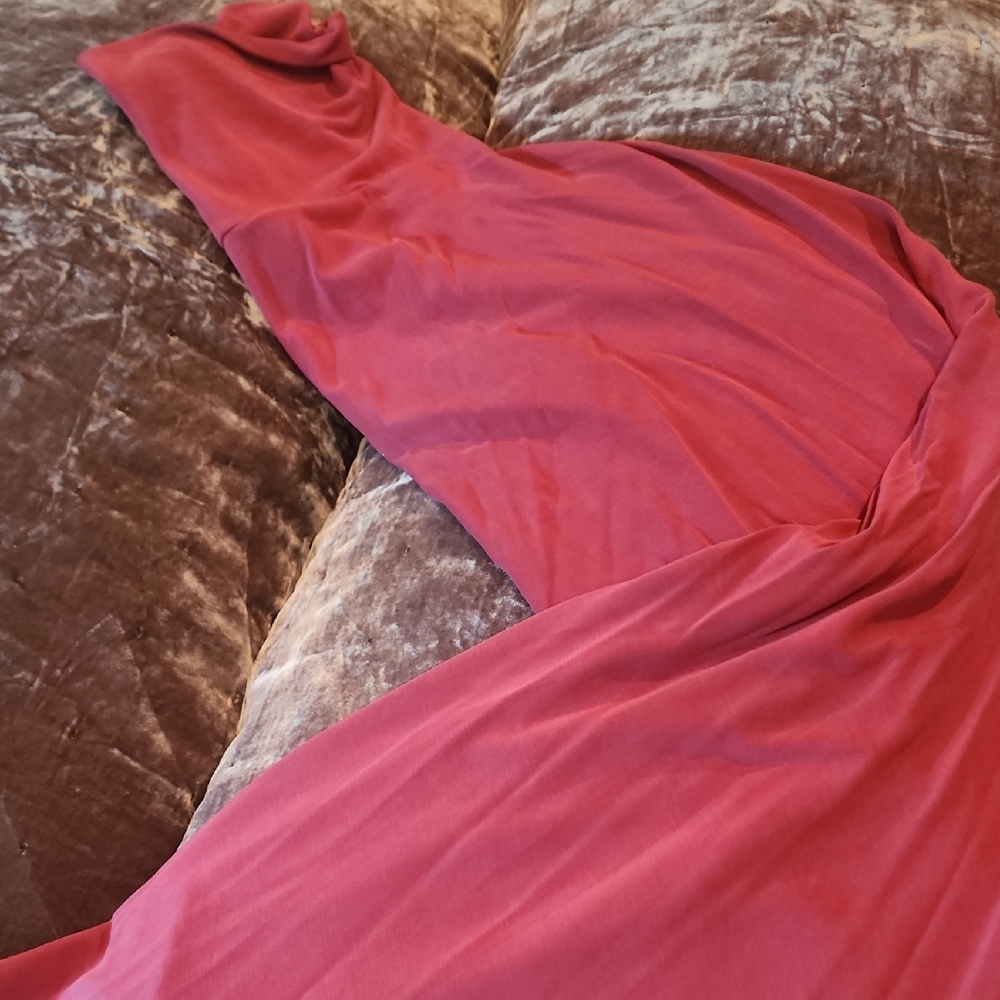 Elegant Red Maxi Dress